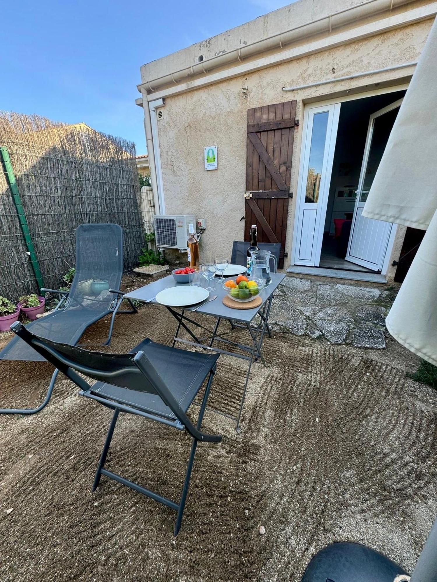 Le Club Des Cigales Appartement Hyères Buitenkant foto