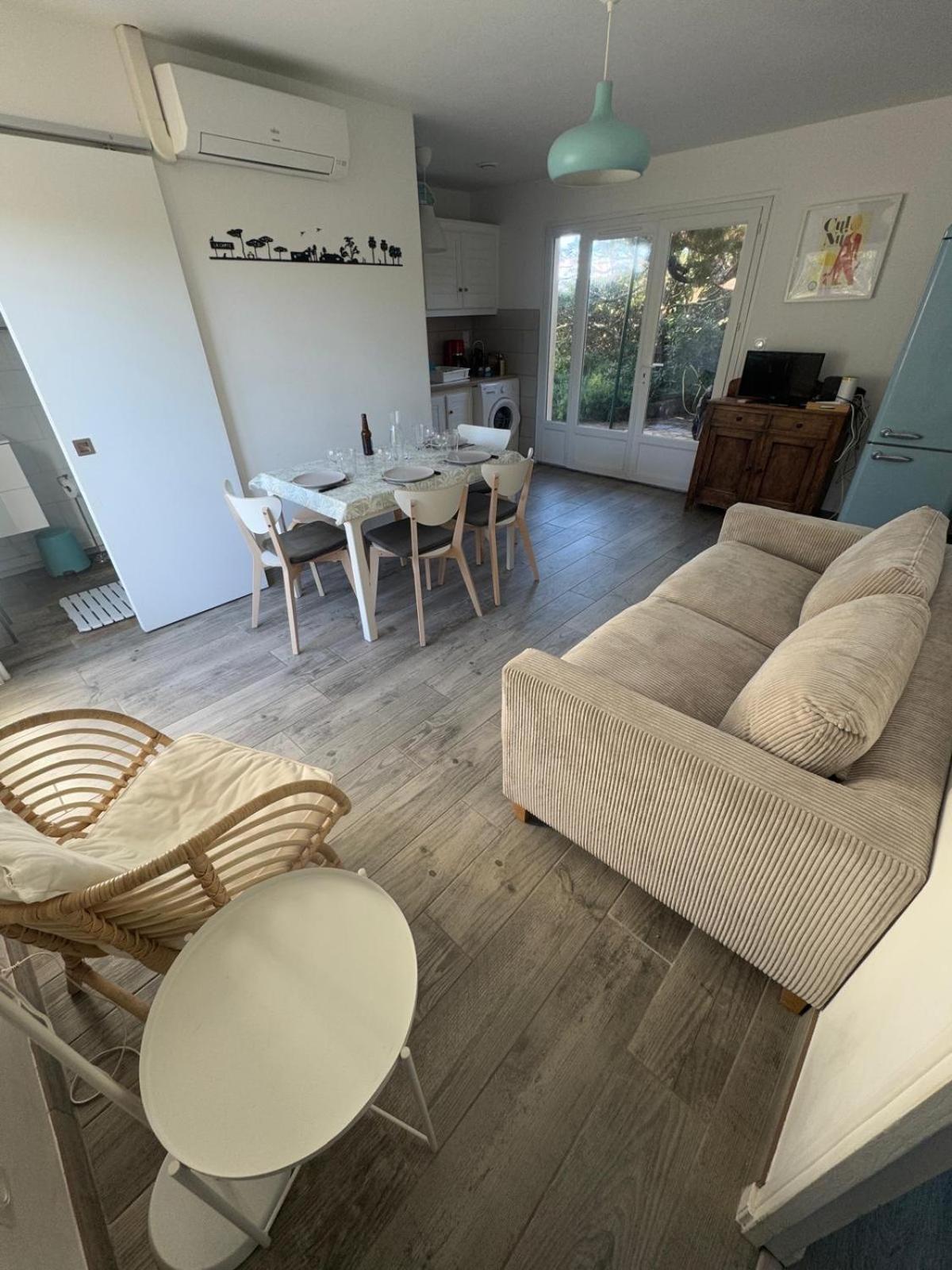 Le Club Des Cigales Appartement Hyères Buitenkant foto