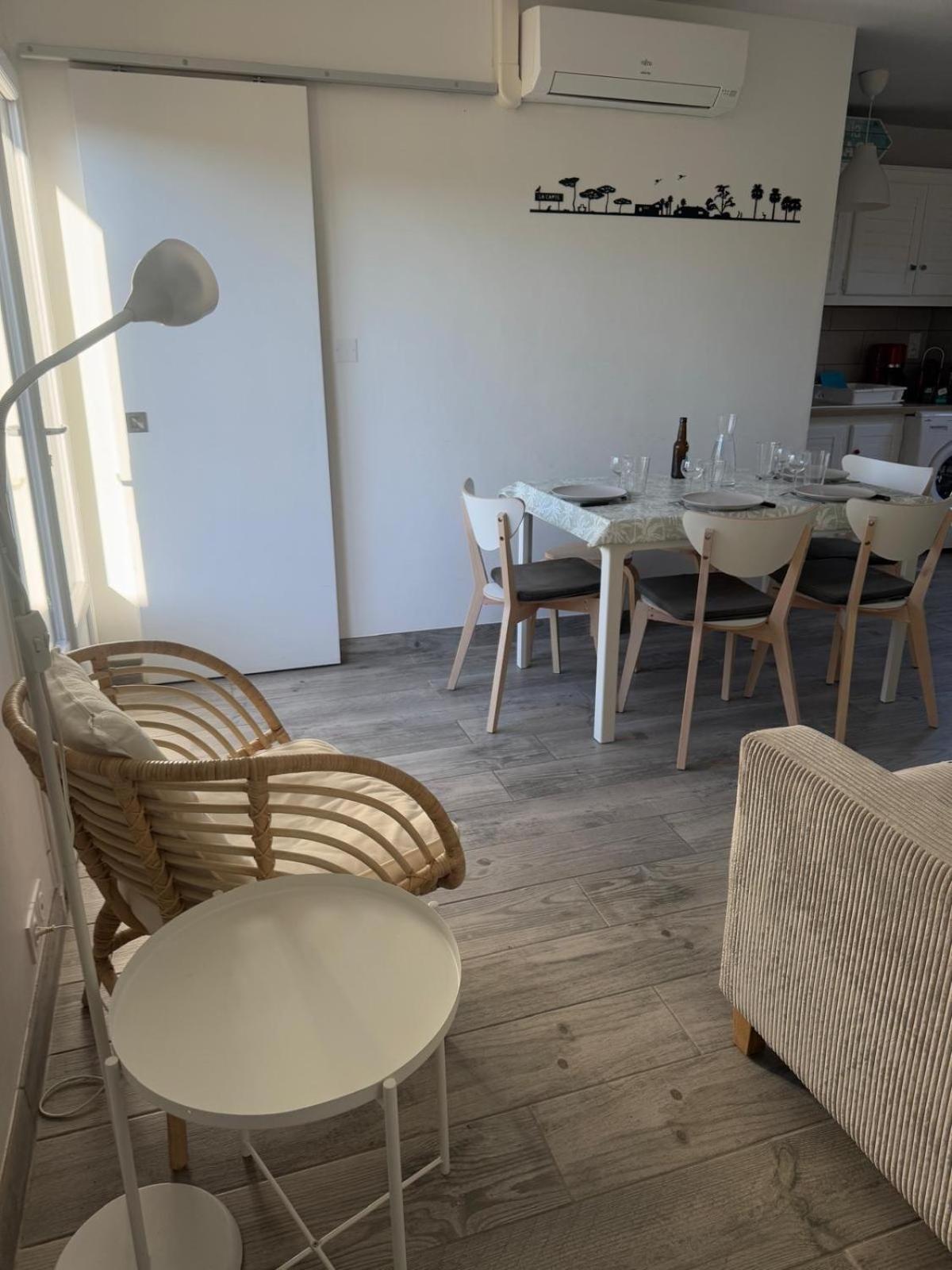 Le Club Des Cigales Appartement Hyères Buitenkant foto