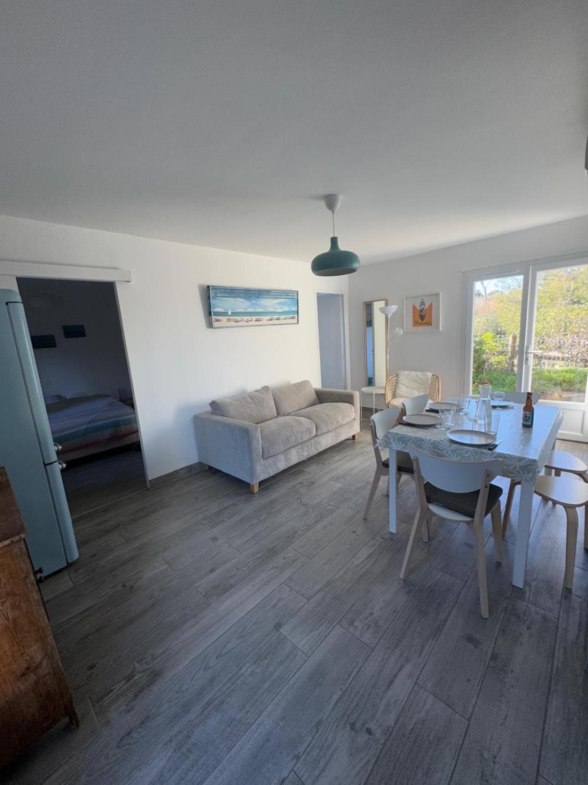 Le Club Des Cigales Appartement Hyères Buitenkant foto