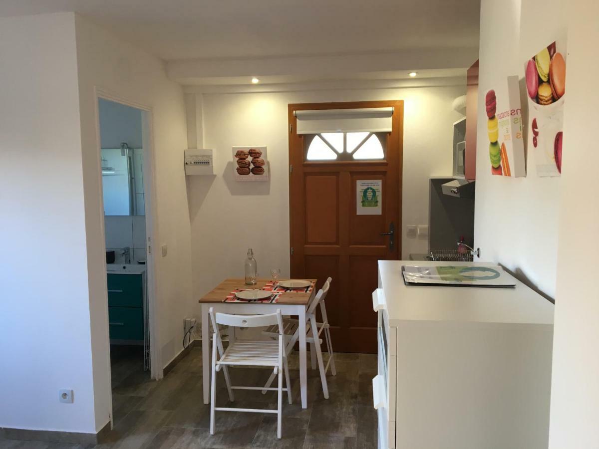 Le Club Des Cigales Appartement Hyères Buitenkant foto